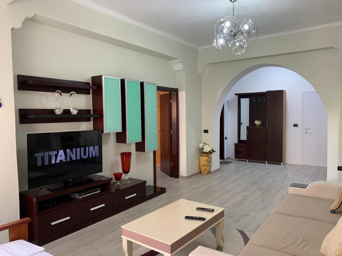 Dadaj Apartments Sarande Luaran gambar
